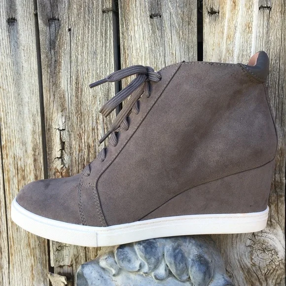 Paolo Shoes Nwt Linea Paolo Fatima Leather Wedge Bootie Suede